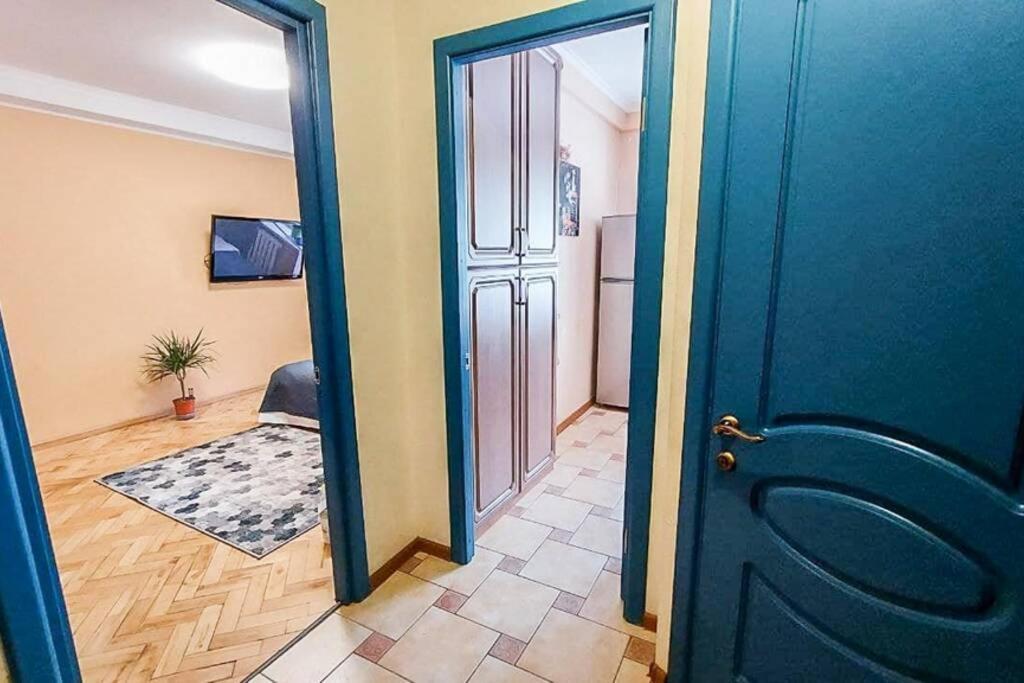 דירות קייב Cozy Flat מראה חיצוני תמונה